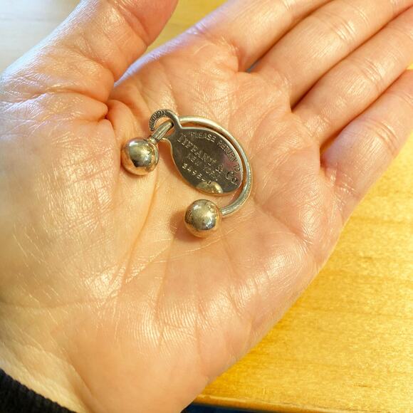 Authentic New "RETURN TO TIFFANY" Screwball Key Ring Sterling Silver Pouch - Picture 5 of 5